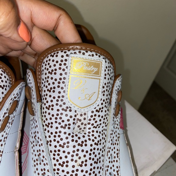 Pastry Shoes Angela Vanessa Simmons Pastry Tennis Shoes Poshmark